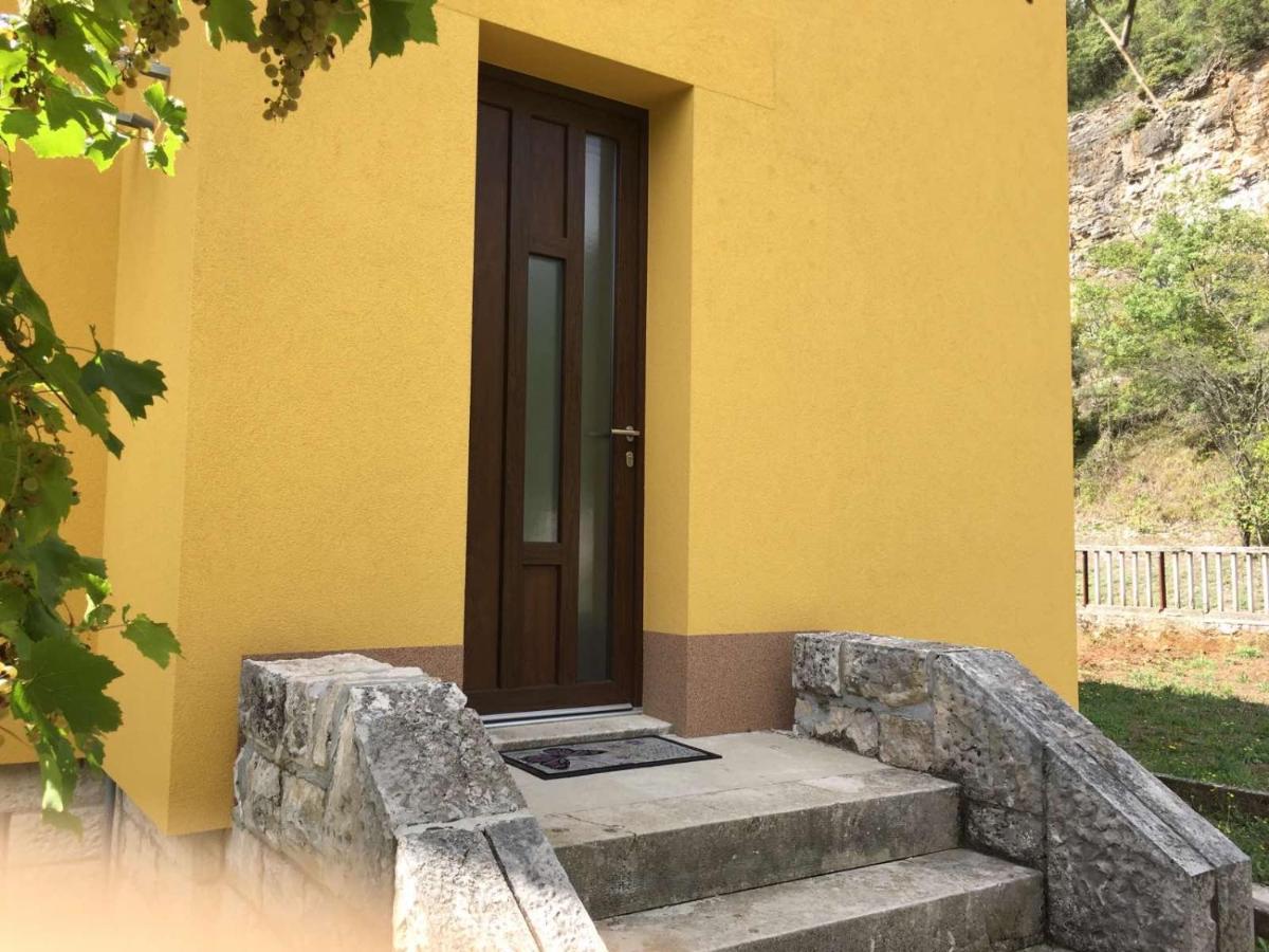 L Apartment Rasa Exterior photo